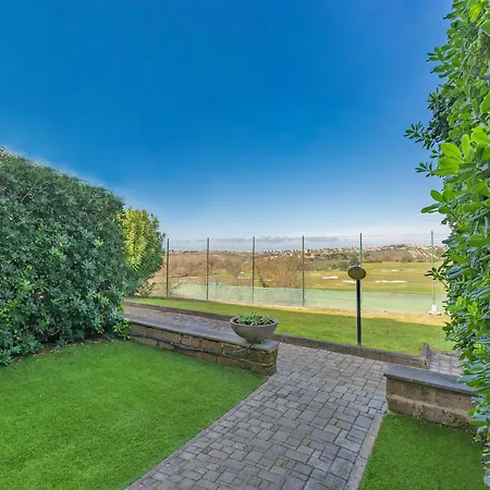 בית נופש In By Marco Simone Golf *